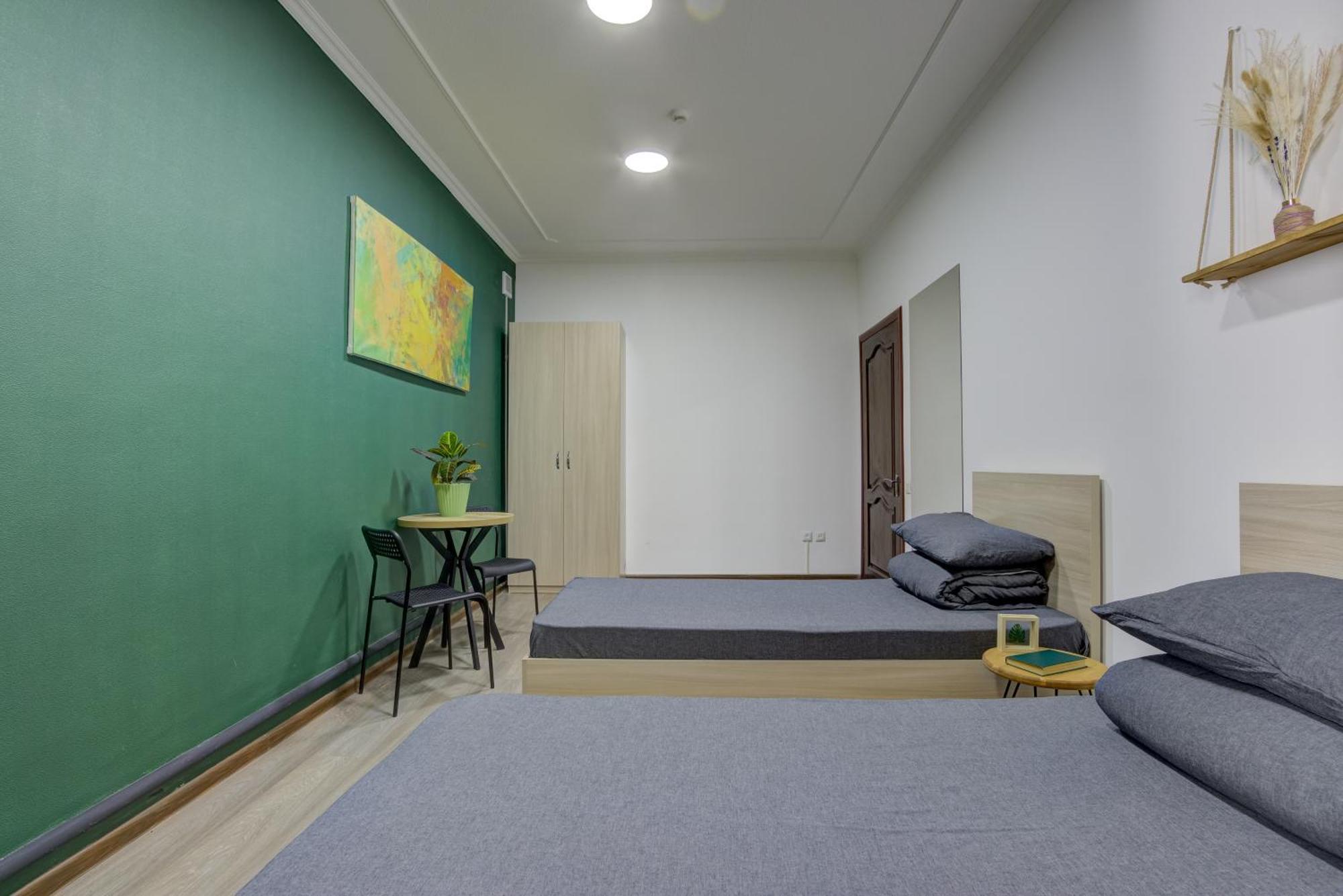 People Hostel & Coworking Бішкек Екстер'єр фото