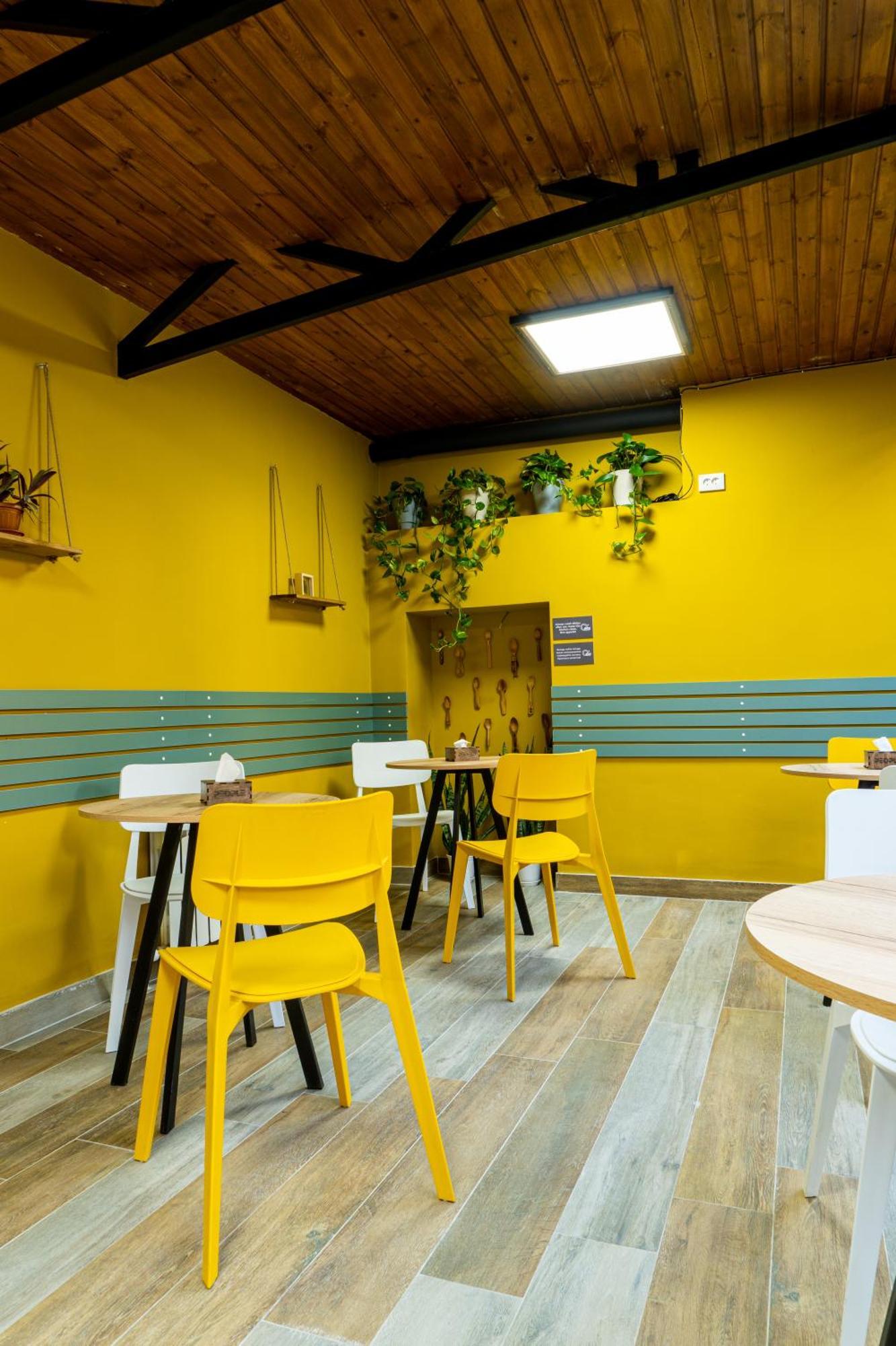 People Hostel & Coworking Бішкек Екстер'єр фото