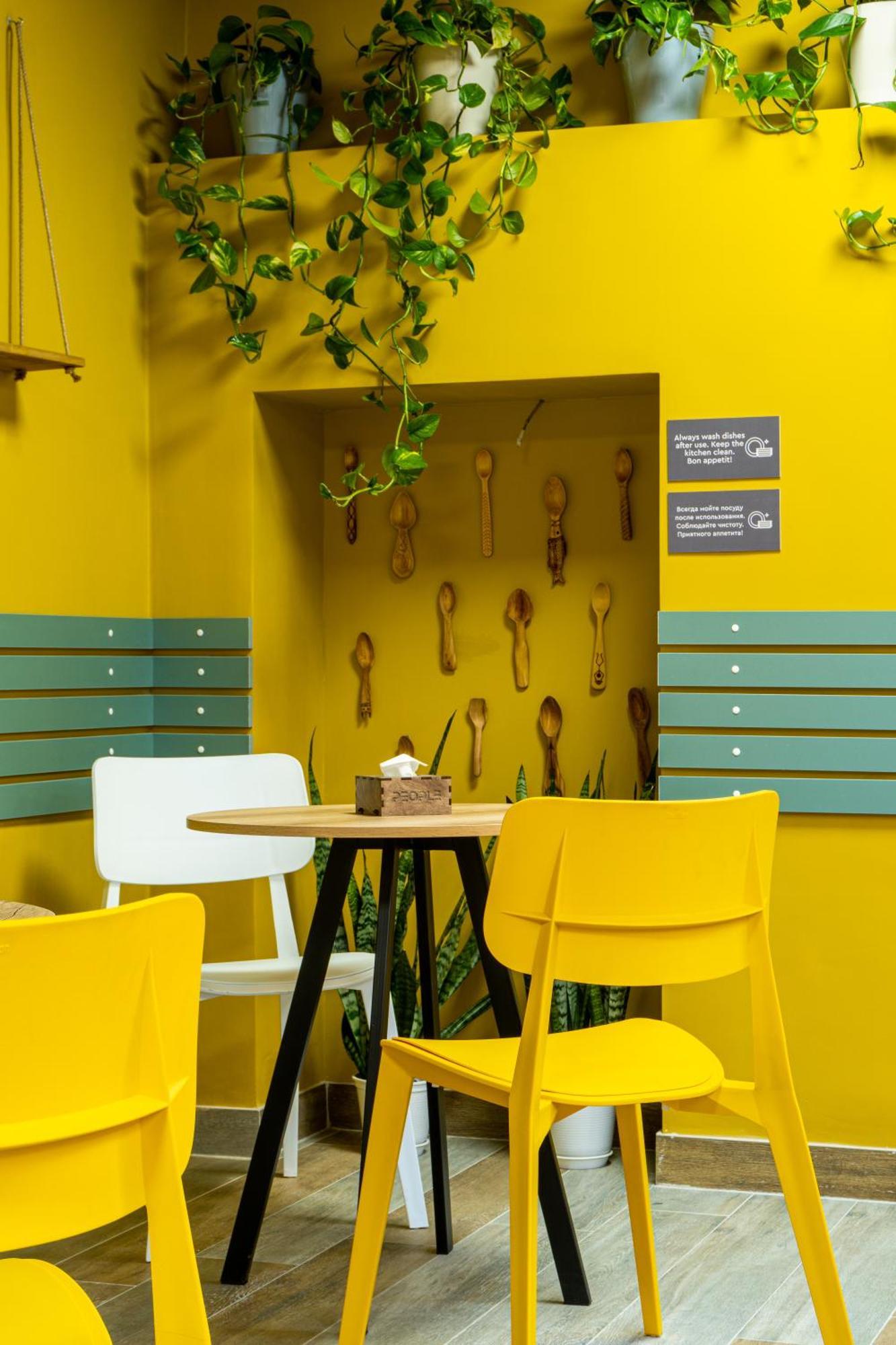 People Hostel & Coworking Бішкек Екстер'єр фото